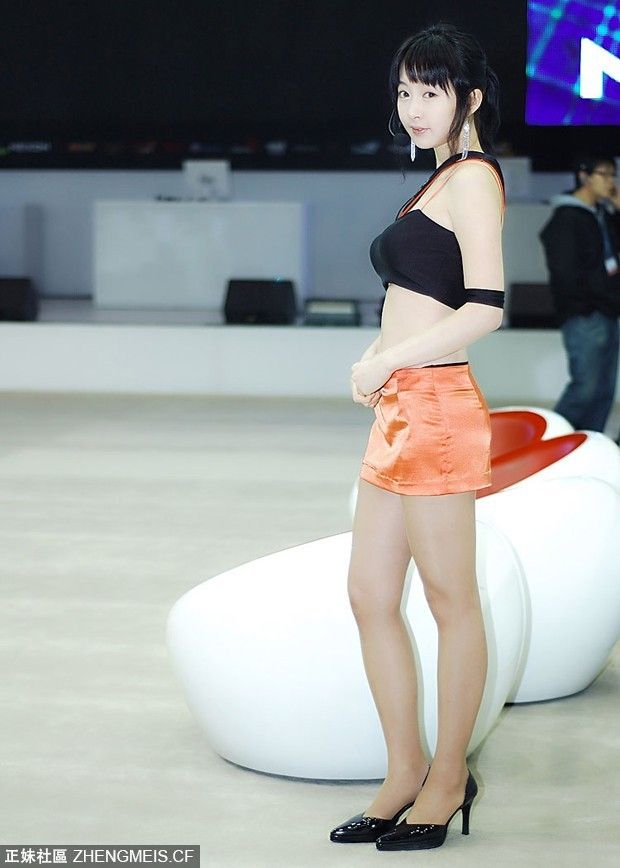 甜美模特李佳娜韩国釜山车展照片