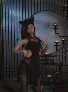 南桃Momoko]黑旗袍·福利向(25P)