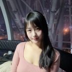 已經三十歲的大奶姐姐