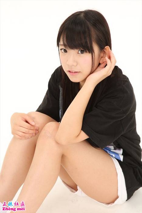 長澤茉里奈15.jpg