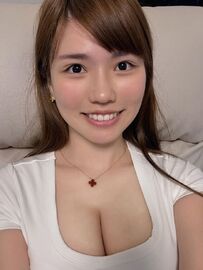 巨乳正妹 張弄弄
