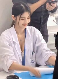 美女医生,你会生病吗?