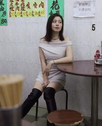 輕熟女 Esther LIU