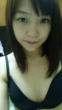 可愛妹子自拍