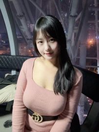 已經三十歲的大奶姐姐