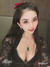 上海极品御姐性爱图影,完美露脸,姐姐正是最饥渴的时...