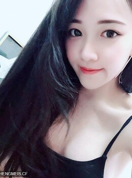 人美心更美 台湾护士李怡葶都好靓女