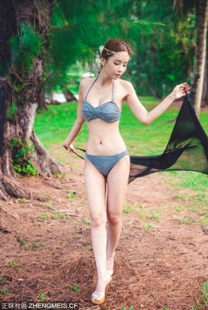 美女写真，这身材打几分