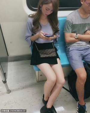努力的原因 台湾长腿美女秘书Zoey