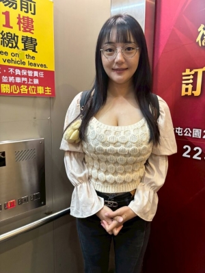 巨乳妹子小米