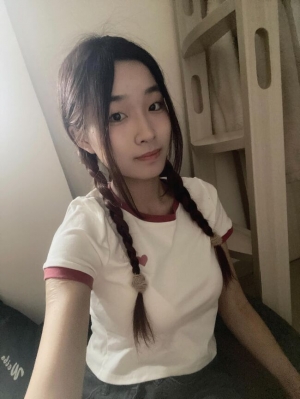 高中大奶妹子