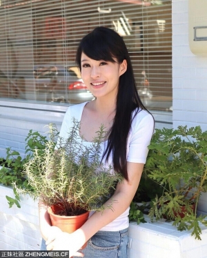 熟女女主播李思瑾