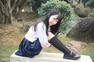 黑絲妹子