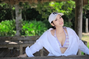 大奶妹子Elaine