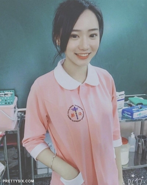 年轻的妈妈