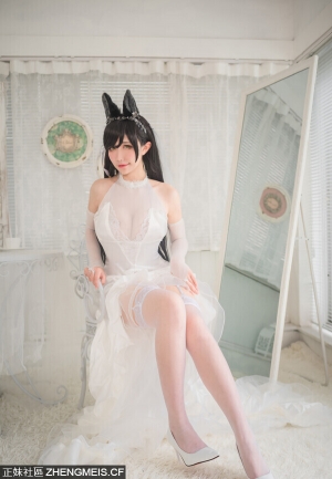 碧蓝航线爱宕犬cos美女