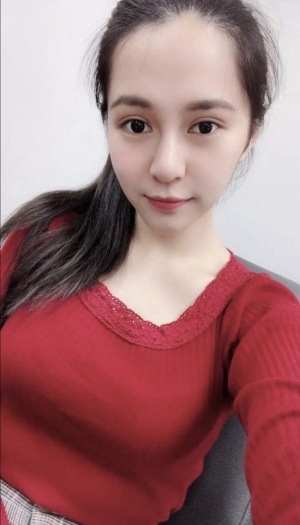 交友App伦敦金美女 4