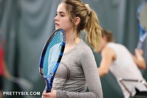 15歲網球美少女