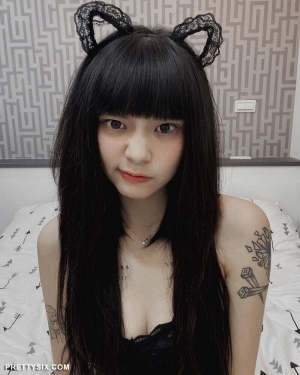 蕾丝小野猫
