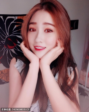 游戏直播美女 2