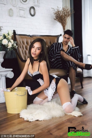 穿著暴露一日女僕家政婦讓主人都把持不住啦