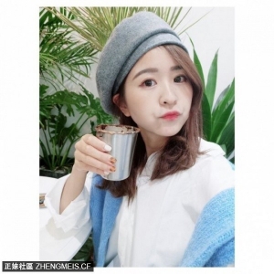 爆乳妹比基尼「渾圓美胸」任人看