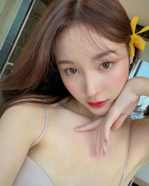 長腿美女