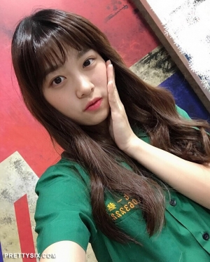 清純高中美女