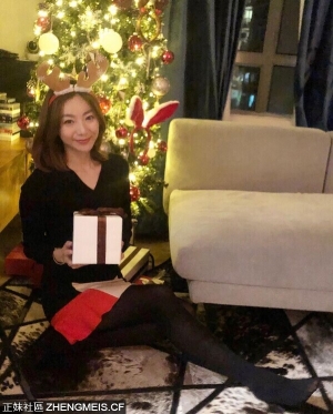 主播周嘉儀